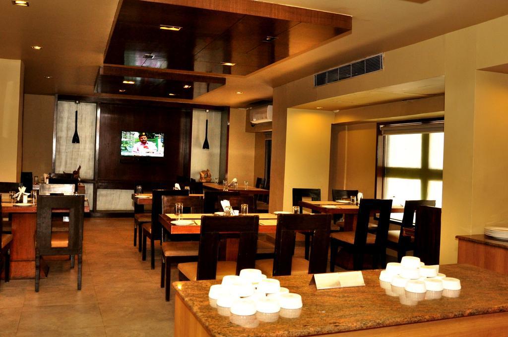 ​Justa Hyderabad Hotel Exterior foto